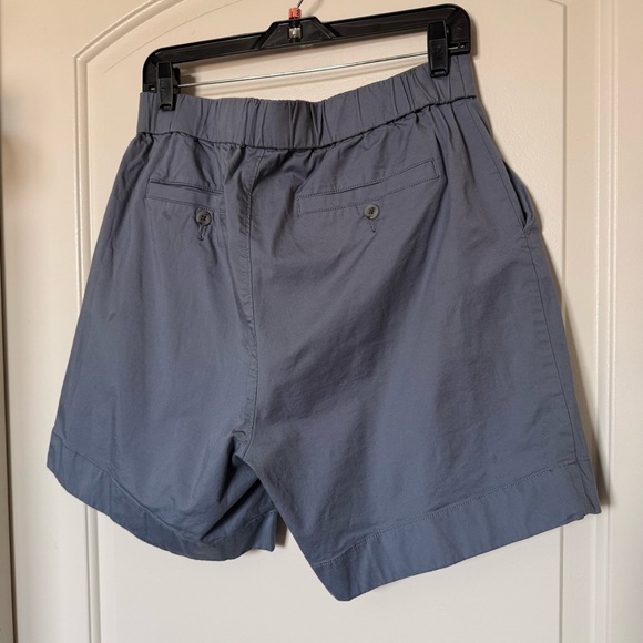 Duluth Trading Company Gray Shorts with elastic stretchy waistband - Picture 5 of 8